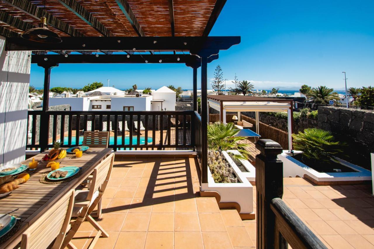 Villa Cavendish With Sea Views And Heatable Pool Close To Flamingo Beach Playa Blanca  Exterior photo