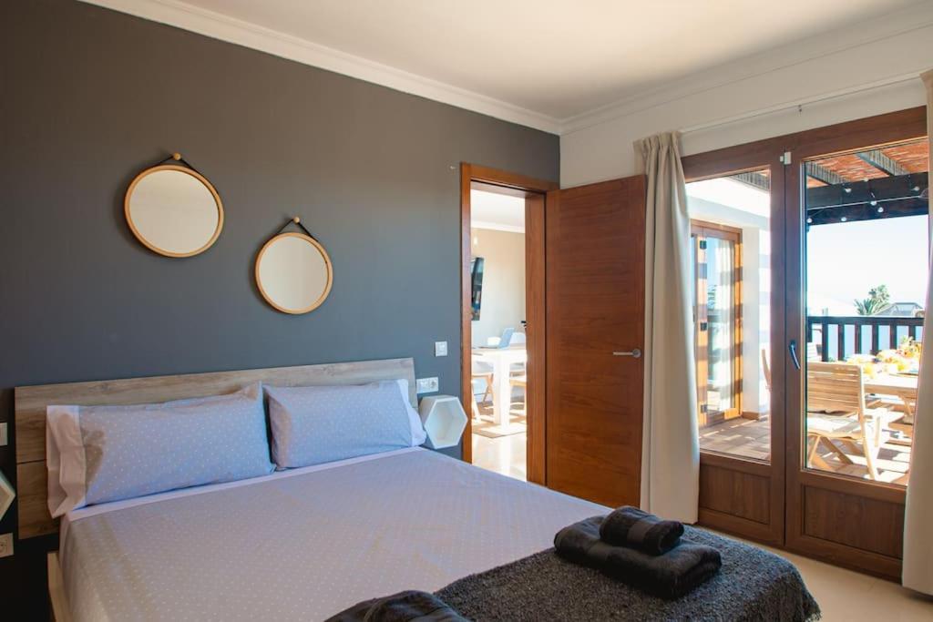 Villa Cavendish With Sea Views And Heatable Pool Close To Flamingo Beach Playa Blanca  Exterior photo